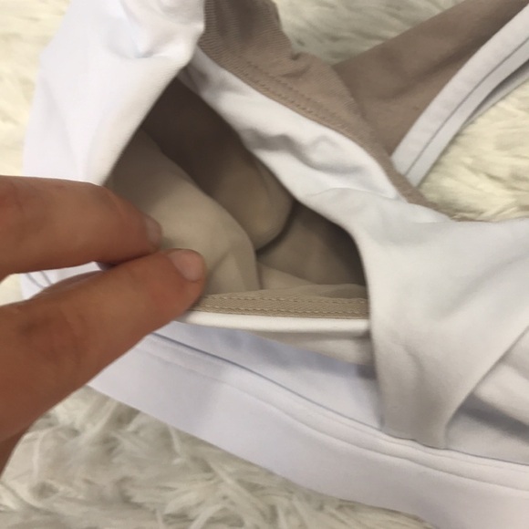 Lululemon Stash It All Bra White - Picture 2 of 5